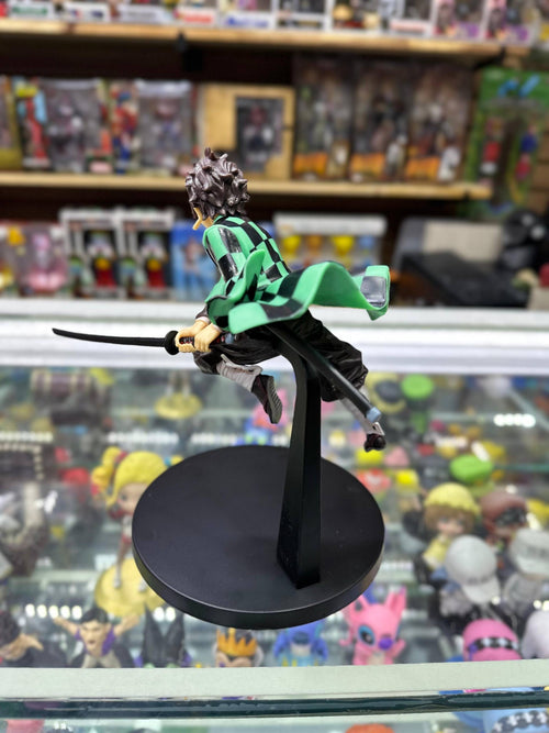 ⚔️🔥 Figura de Colección – Tanjiro Kamado (Demon Slayer) 🔥⚔️